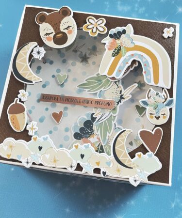 MINI ALBUM- RAINBOWS AND CLOUDS CON MARIELLA- PRODOTTO CONTENITORE