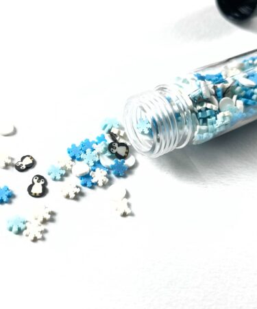 IL NEGOZIO DELLA MAMMA DI CLE- GLI ABBELLIMENTI DELLA CLE- RIEMPIMENTO PER SHAKER CARD -PINGUINI SOTTO LA NEVE