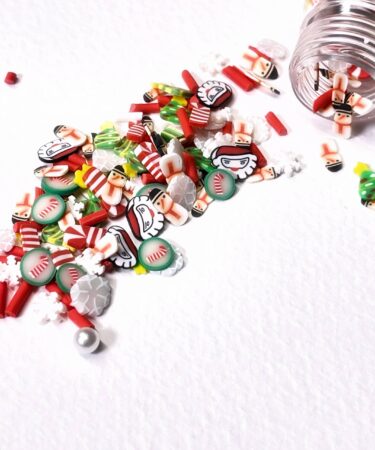 IL NEGOZIO DELLA MAMMA DI CLE- GLI ABBELLIMENTI DELLA CLE- RIEMPIMENTO PER SHAKER CARD -FANTASIA DI NATALE