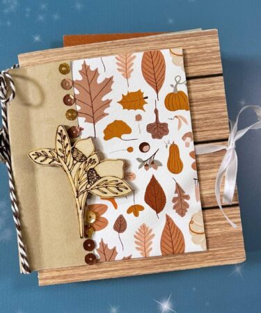 MINI ALBUM MARIELLA - KIT MY 12 TALES NOVEMBRE