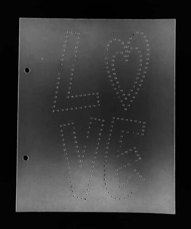 KREA -  STENCIL PER RICAMO-  LOVE