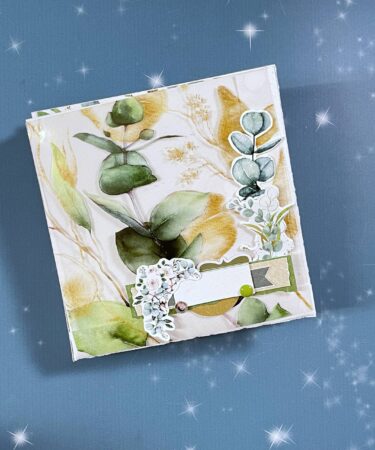 MINI CON MARIELLA E IL KIT DI GENNAIO DEI MY 12 TALES 2022 PRODOTTO CONTENITORE