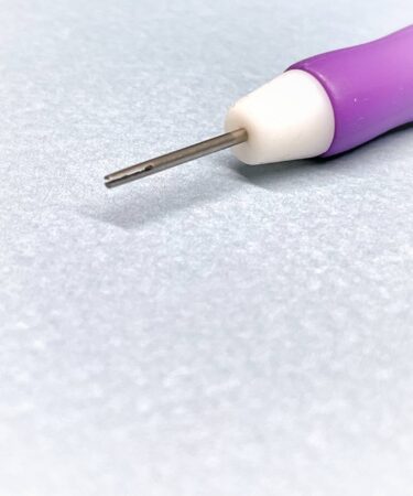 Alternative view of IL NEGOZIO DELLA MAMMA DI CLE - LE ATTREZZATURE DELLA CLE - ATTREZZINO DUE IN UNO - PUNTERUOLO E QUILLING