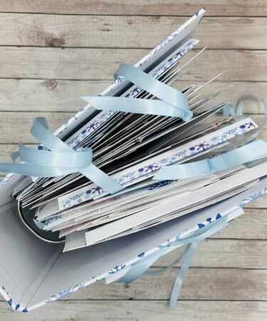 Alternative view of PROGETTO BINDER- IL NATALE DELLA BANDA CICCIOTTI DI MICHELA BARALDO-PRODOTTO CONTENITORE