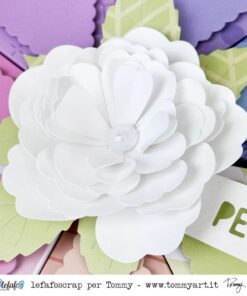 Alternative view of TOMMY ART  - Bundle Beautiful bouquet + 1 lezione in video conferenza + 1 fustella esclusiva