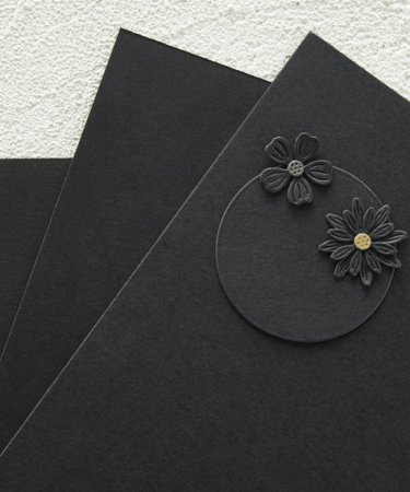 SPELLBINDERS - Color Essentials Cardstock 8.5" x 11" - ONYX