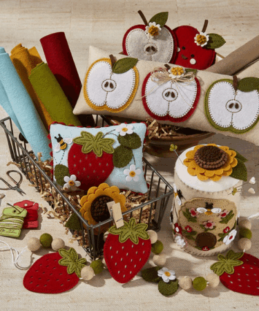 Alternative view of SPELLBINDERS - set di fustelle - Felt Floral Beehive