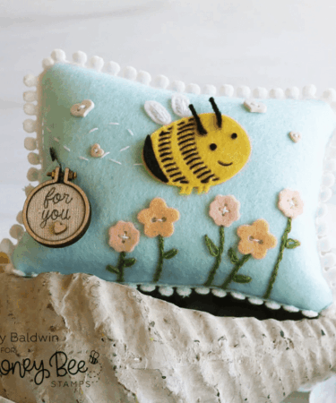Alternative view of HONEY BEE - Collezione Makers Mix - Honey Cuts - In Stitches  BUTTONS