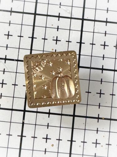 Alternative view of IL NEGOZIO DELLA MAMMA DI CLE – LE ATTREZZATURE DELLA CLE – MY TALES OF  2025- OTTOBRE -SIGILLO 3D