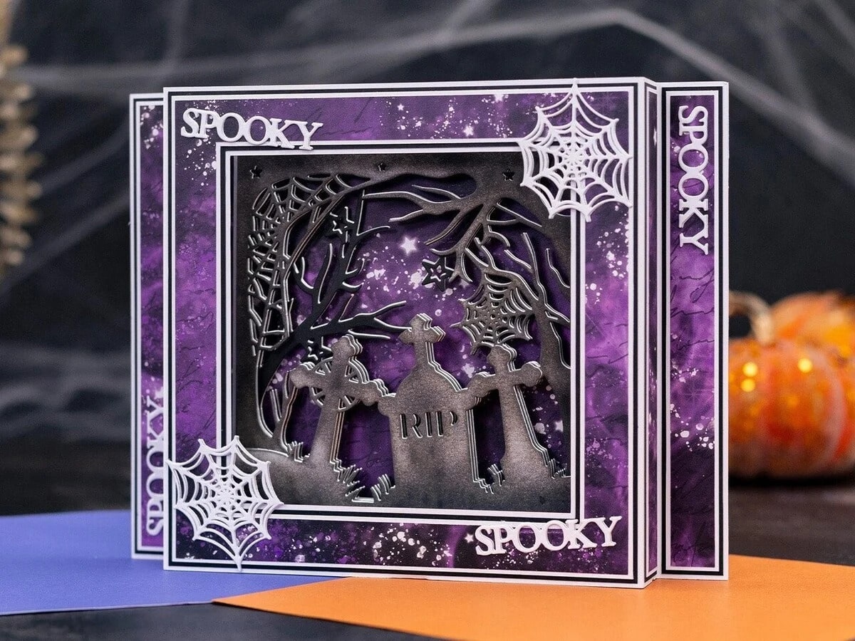 Crafter's Companion Halloween Create-a-Card Dies Spooky Graveyard - immagine 2