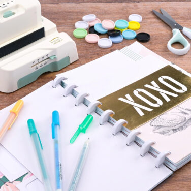 Alternative view of Vaessen Creative • Bind Easy Binding Discs 0.95" White 11pcs