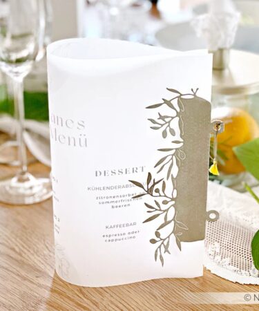 Alternative view of Alexandra Renke - Die 'File deco olives'