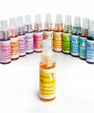 Lavinia Stamps - Mysticals Mica Mist Spray - Bumble Bee